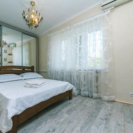 Cozy Apartment On Kpi Kiev Esterno foto